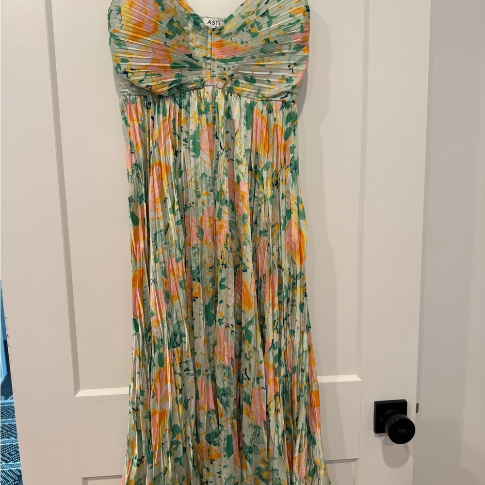 Astr the label Maeve floral midi dress